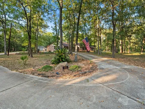 2004 Northshore Drive Conroe TX 77304