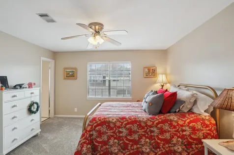 6355 Del Monte Drive 64 Houston TX 77057