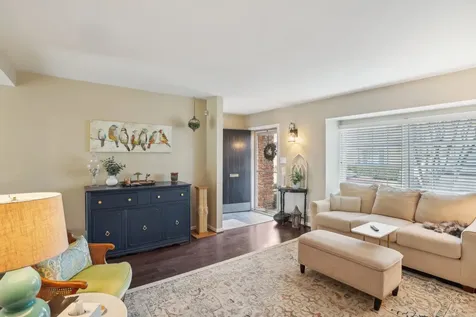 6355 Del Monte Drive 64 Houston TX 77057