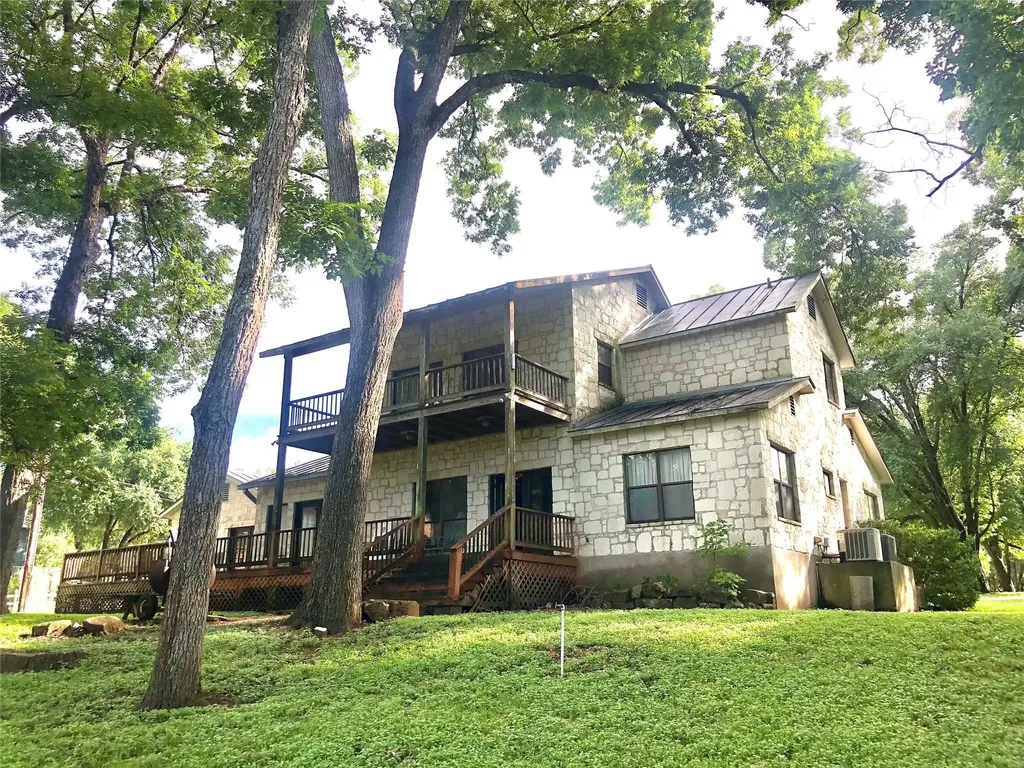 9030 River Road New Braunfels TX 78132