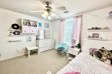 50 N Spinning Wheel Circle The Woodlands TX 77382