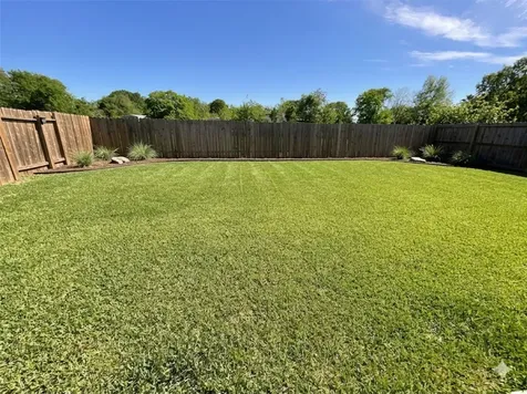 927 Andover Glen Drive Fresno TX 77545