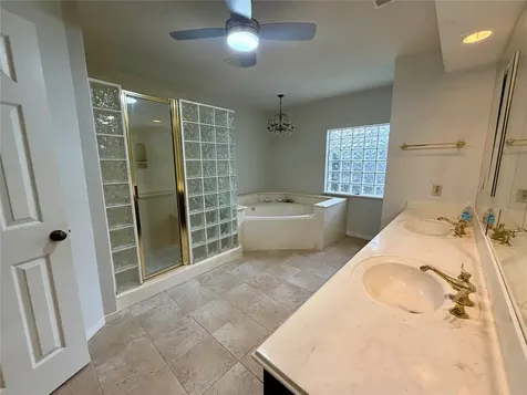 27014 S Pyeatt Lane Conroe TX 77385
