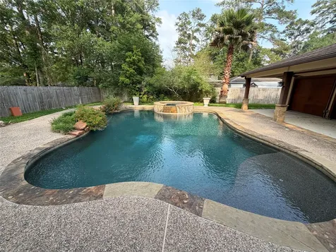 27014 S Pyeatt Lane Conroe TX 77385