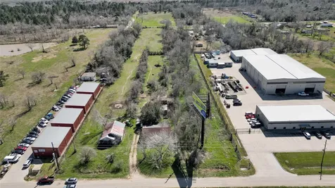3615 10th Street Brookshire TX 77423