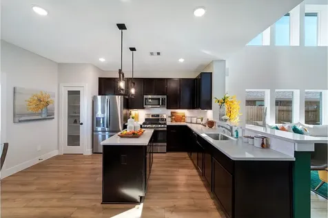 5031 Magnolia Springs Drive Pearland TX 77584