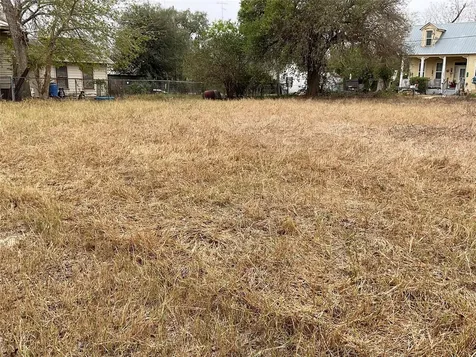 310 Stockdale Street Cuero TX 77954