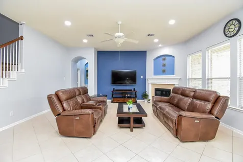 6811 Bannon Trail Sugar Land TX 77479