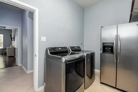 6811 Bannon Trail Sugar Land TX 77479