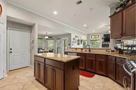 618 S Hudson Street Flatonia TX 78941