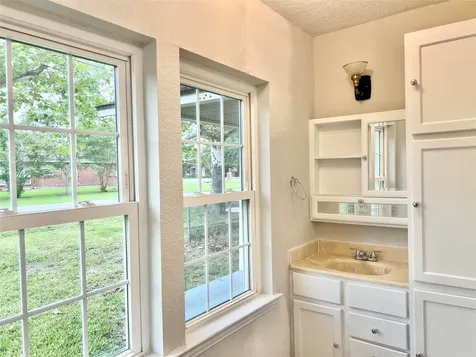 14414 2nd Street Santa Fe TX 77517