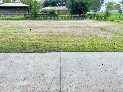 14414 2nd Street Santa Fe TX 77517