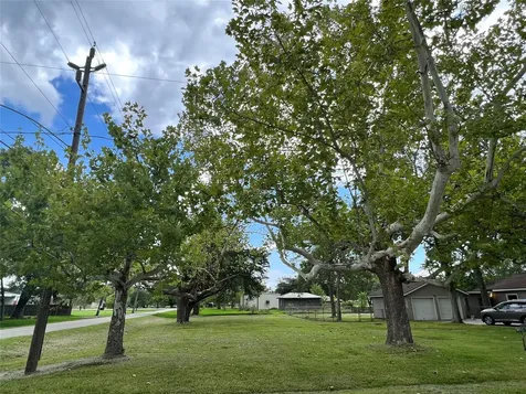 14414 2nd Street Santa Fe TX 77517