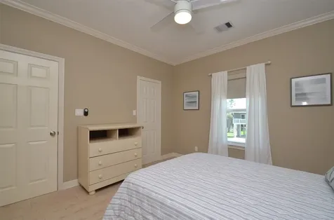 13823 Mutiny Lane Galveston TX 77554