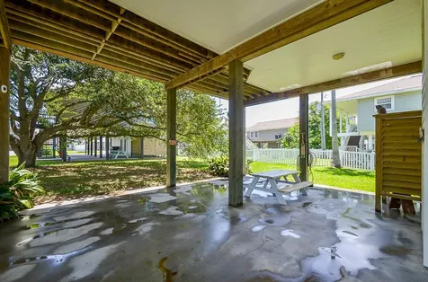 13823 Mutiny Lane Galveston TX 77554