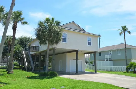 13823 Mutiny Lane Galveston TX 77554