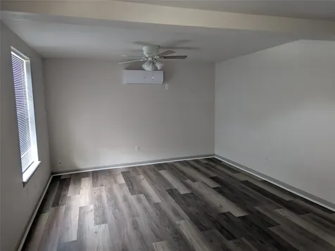 1311 1/2 21st Street 4 Huntsville TX 77340