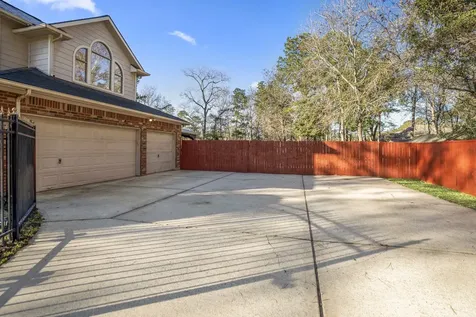 9003 Argonne Stone Lane Conroe TX 77302