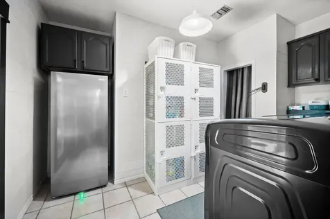 1819 Little John Street Montgomery TX 77316