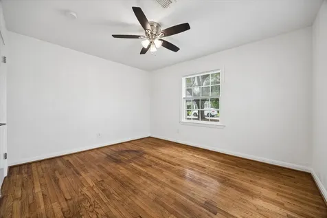 5539 Jessamine Street Houston TX 77081