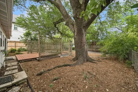 5539 Jessamine Street Houston TX 77081