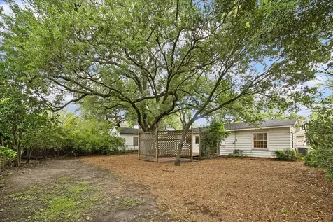 5539 Jessamine Street Houston TX 77081
