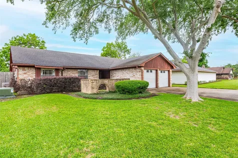10223 Kirkglen Drive Houston TX 77089