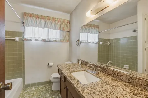10223 Kirkglen Drive Houston TX 77089