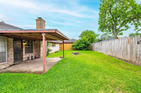 10223 Kirkglen Drive Houston TX 77089