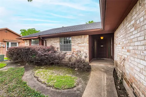 10223 Kirkglen Drive Houston TX 77089