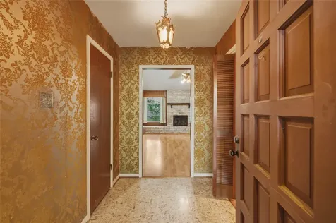 10223 Kirkglen Drive Houston TX 77089