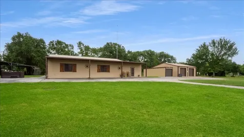 1136 Vz County Road 2150 Wills Point TX 75169