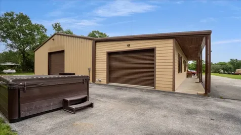 1136 Vz County Road 2150 Wills Point TX 75169
