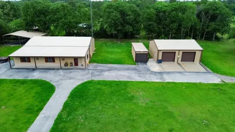 1136 Vz County Road 2150 Wills Point TX 75169