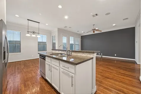1105 Wagner Street Houston TX 77007