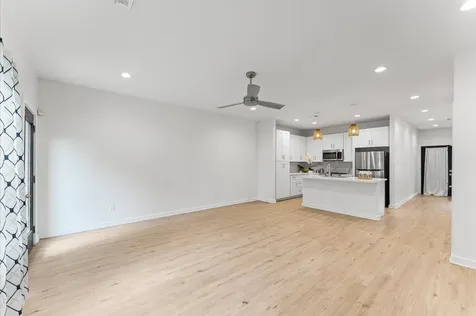 5708 Elysian Street Houston TX 77009
