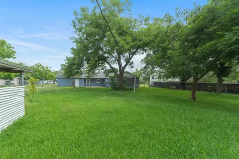 2627 Bayou Avenue Baytown TX 77520