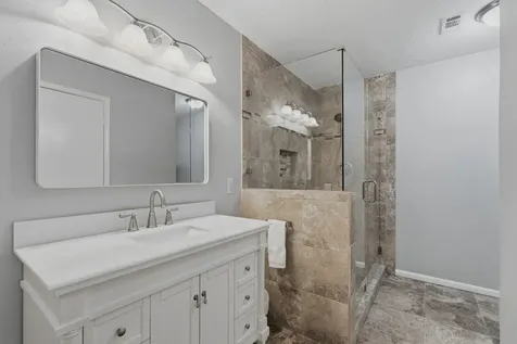 2022 Arcadia Drive Sugar Land TX 77498