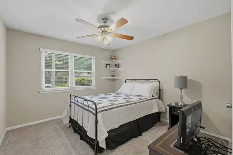 2022 Arcadia Drive Sugar Land TX 77498
