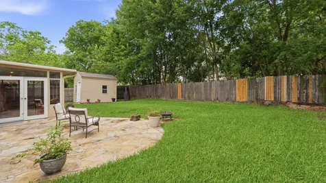 2022 Arcadia Drive Sugar Land TX 77498