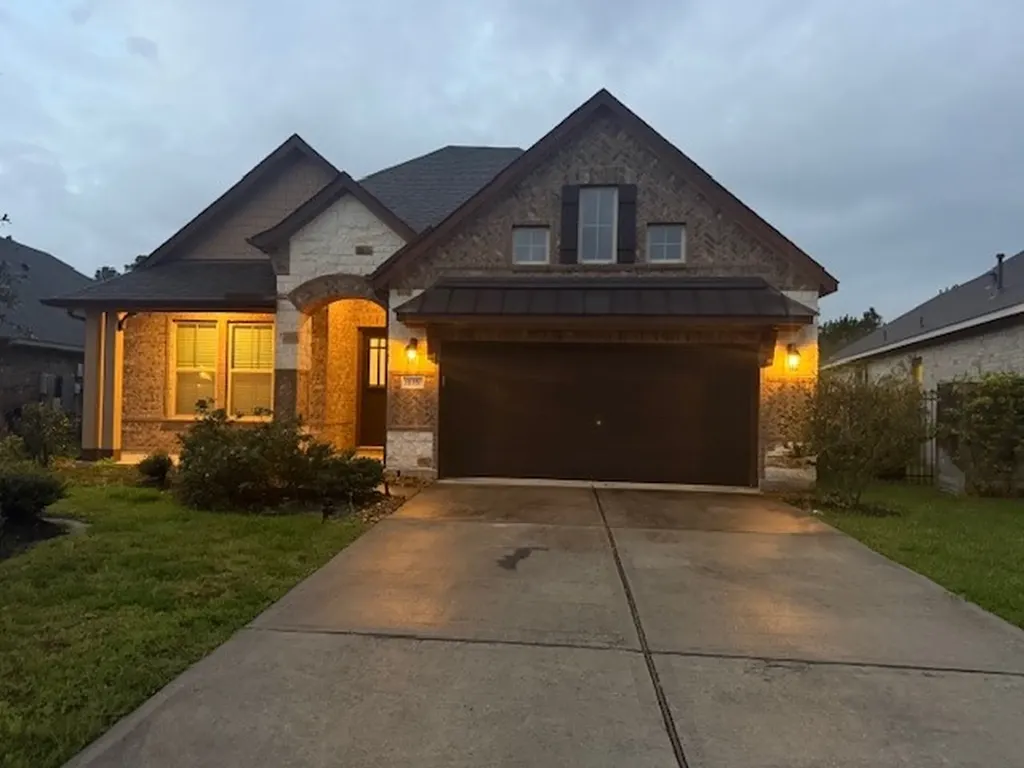 135 Bloomhill Place Magnolia TX 77354