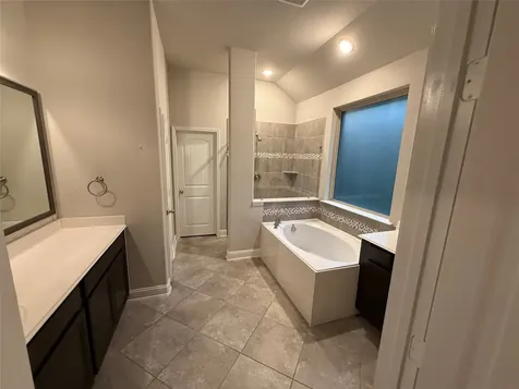 135 Bloomhill Place Magnolia TX 77354