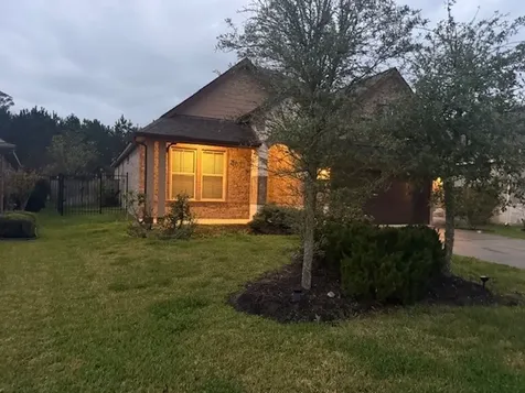 135 Bloomhill Place Magnolia TX 77354