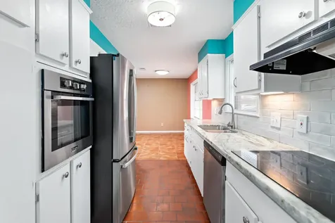 5195 Laurel Street Beaumont TX 77707