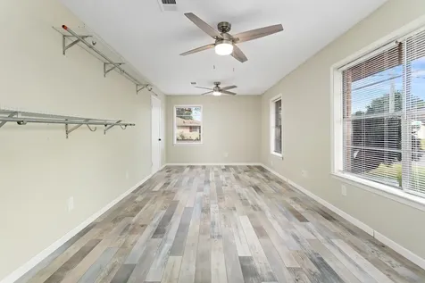 5195 Laurel Street Beaumont TX 77707