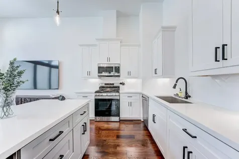 107 W Whitney Street E Houston TX 77018