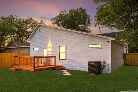 326 Sharer Street San Antonio TX 78208
