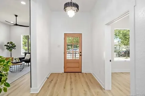 326 Sharer Street San Antonio TX 78208
