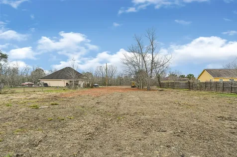 19322A S Post Oak Boulevard Fresno TX 77545