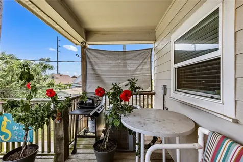 710 35th Street Galveston TX 77550
